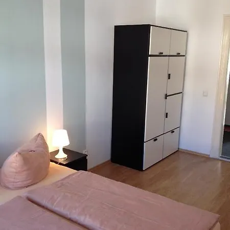 Geraeumiges-appartement-in-gohlis-sued-3-og Appartement